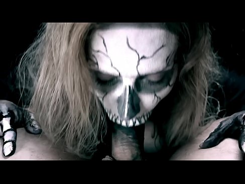 ❤️ Demonska djevojka siše kurac svojim crnim ustima i guta spermu. ❤❌ Jebanje na bs.eviewporn-com.ru ﹏